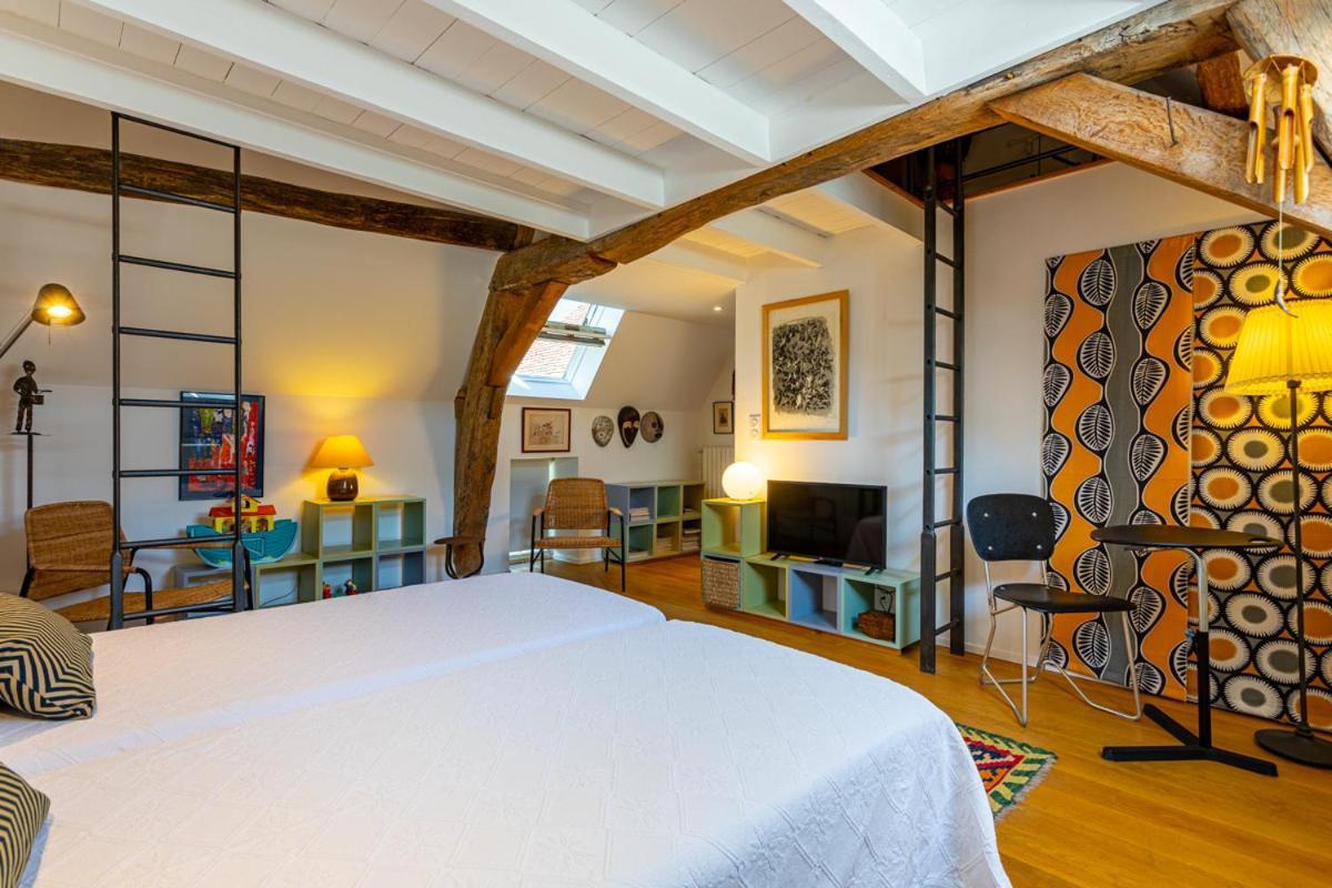 Bed and Breakfast L'Atelier Du Relais Laives Экстерьер фото