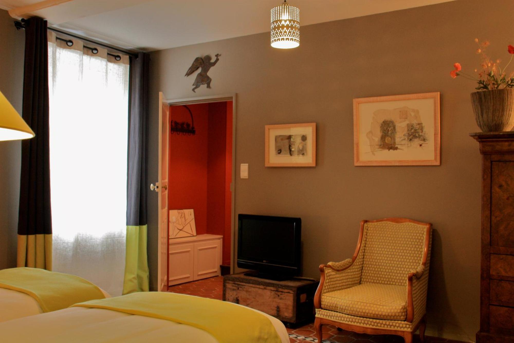 Bed and Breakfast L'Atelier Du Relais Laives Экстерьер фото