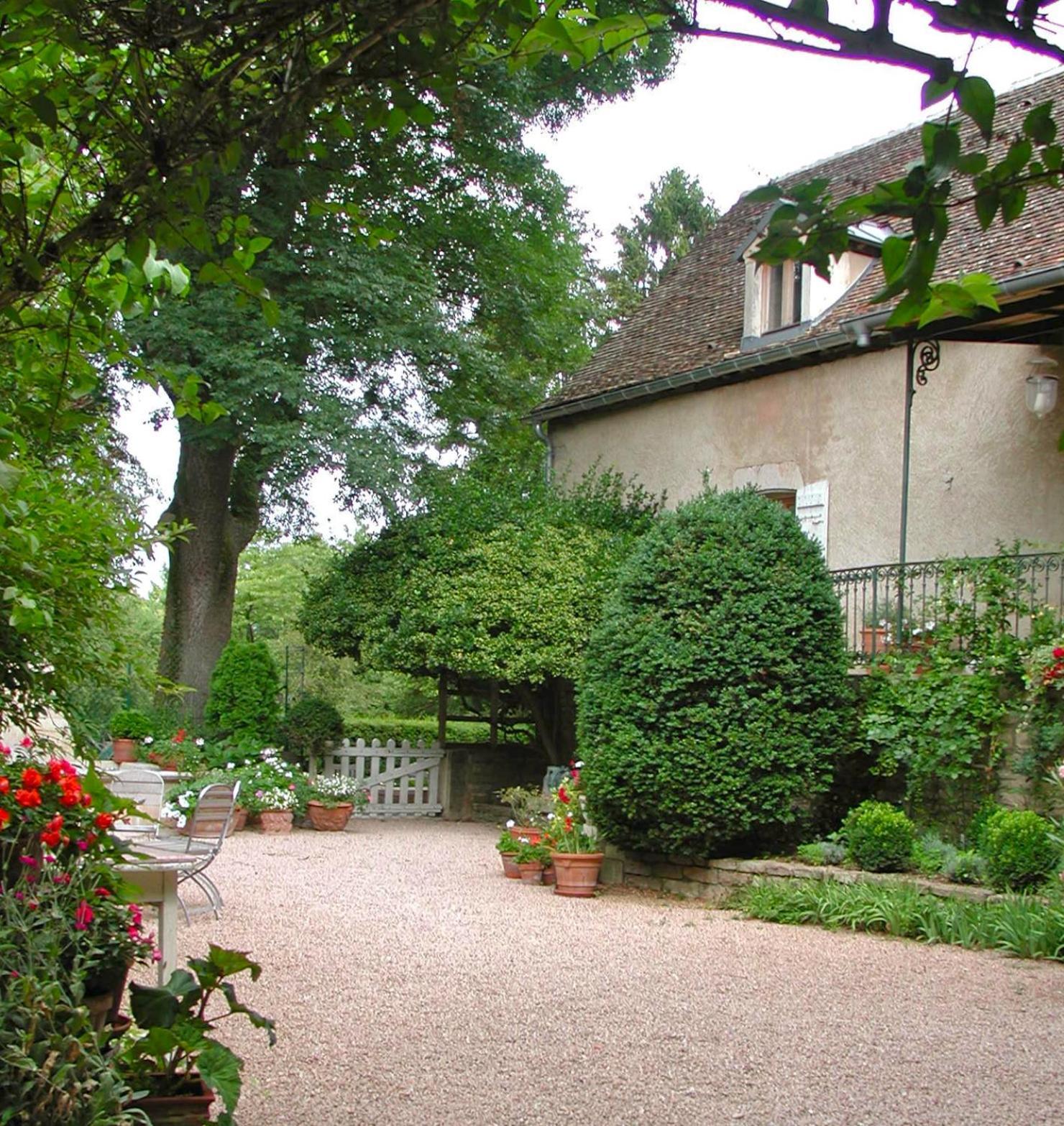 Bed and Breakfast L'Atelier Du Relais Laives Экстерьер фото