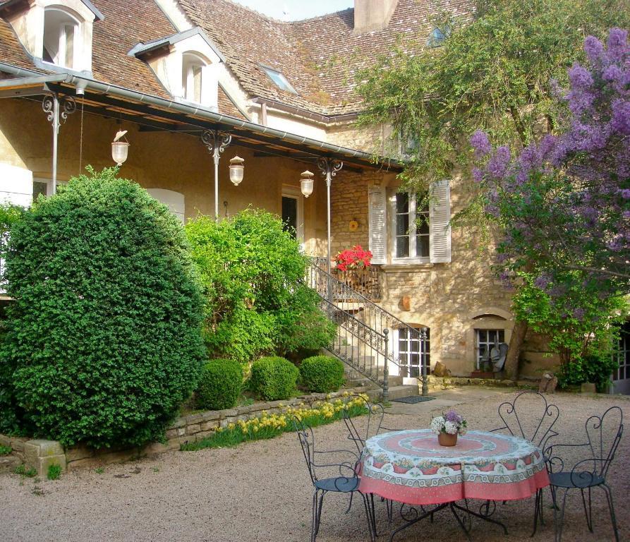 Bed and Breakfast L'Atelier Du Relais Laives Экстерьер фото